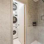 New Refurbished Modern *