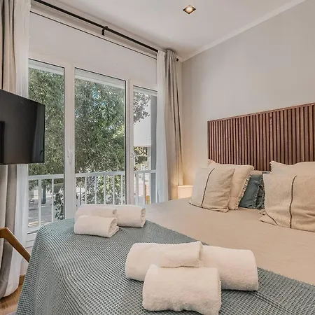 New Refurbished Modern Apartamento Barcelona