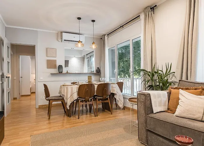New Refurbished Modern Apartmán