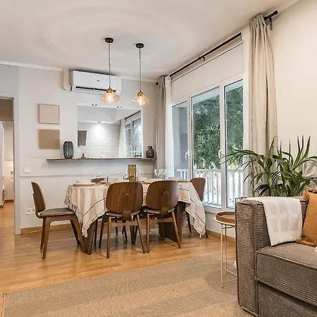 New Refurbished Modern Apartmán